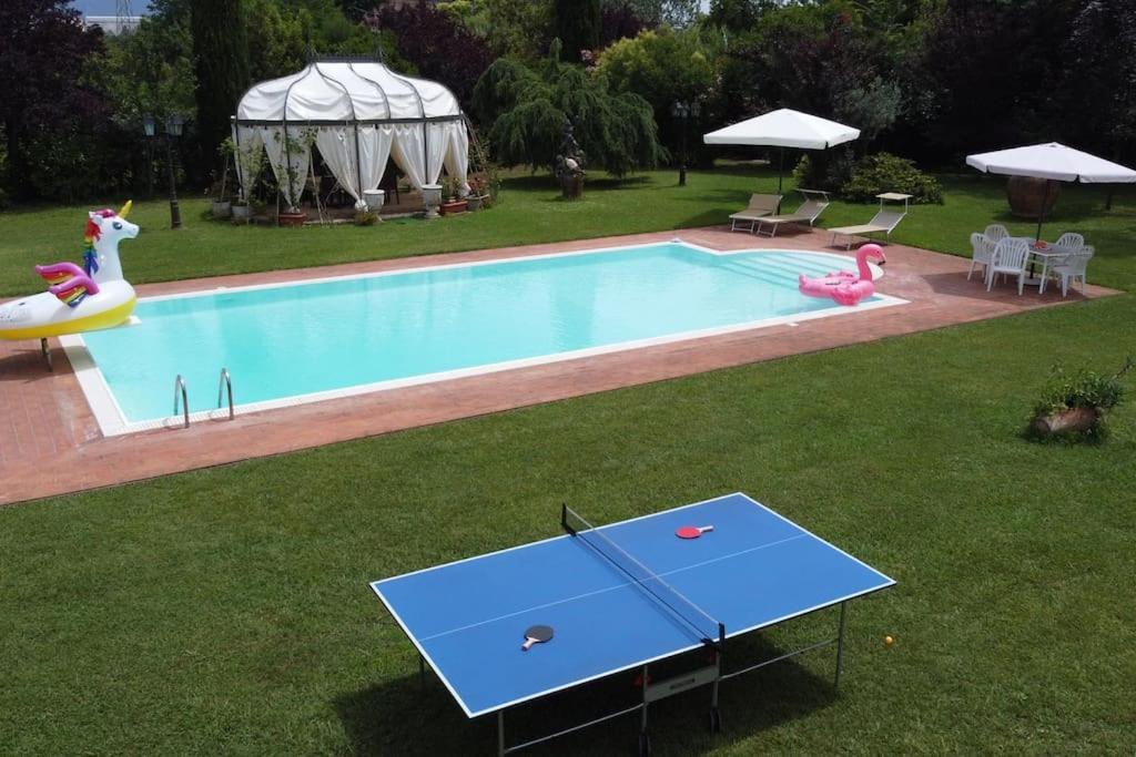 بيزا Villa Luxury Pool & Garden المظهر الخارجي الصورة