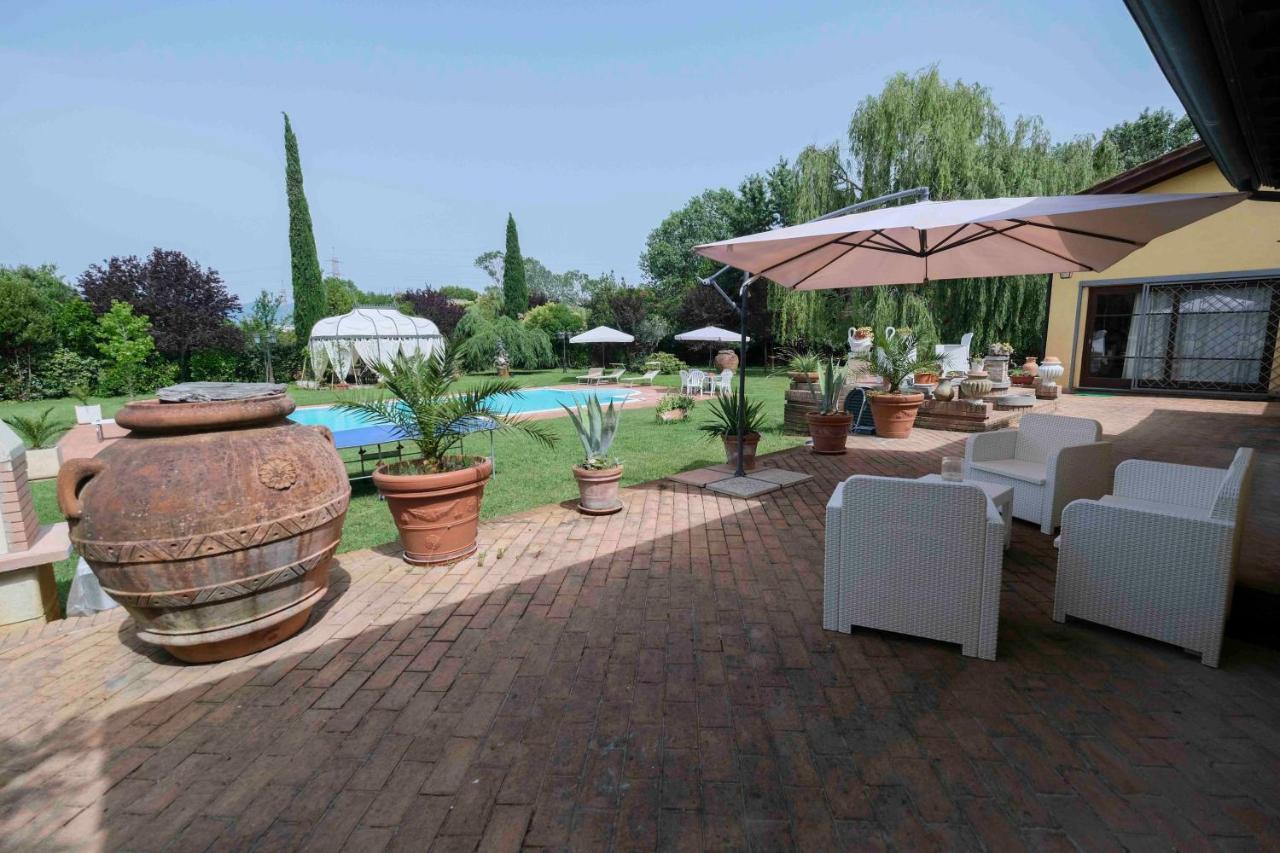بيزا Villa Luxury Pool & Garden المظهر الخارجي الصورة